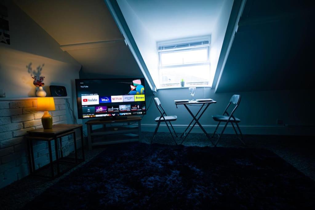 The Beach Suite - Top Floor With Easy Invest Lowestoft Exteriér fotografie