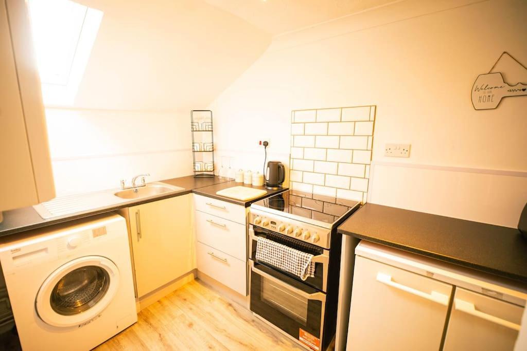 The Beach Suite - Top Floor With Easy Invest Lowestoft Exteriér fotografie