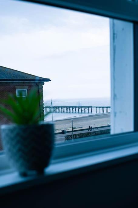 The Beach Suite - Top Floor With Easy Invest Lowestoft Exteriér fotografie