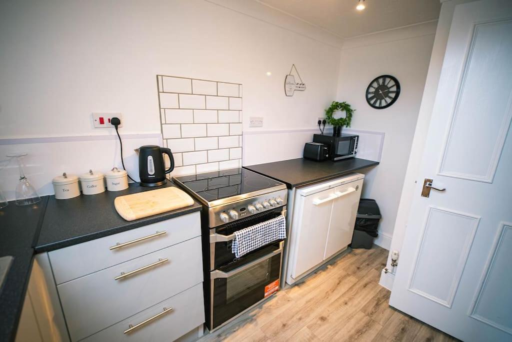 The Beach Suite - Top Floor With Easy Invest Lowestoft Exteriér fotografie