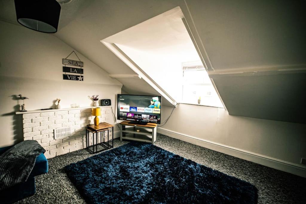 The Beach Suite - Top Floor With Easy Invest Lowestoft Exteriér fotografie